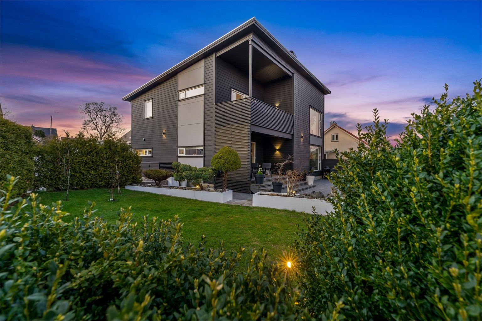 Mats Sandstøl v/ Krogsveen Sandnes har gleden av å presentere Ekornveien 1.