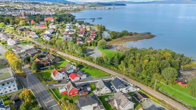 Området legger godt til rette for et aktivt friluftsliv og idrett for både store og små. Ranheim idrettsanlegg, Ranheimshallen og lokale treningssentre nås med en kort spasertur, og oppover mot marka finnes fine turstier og skiløyper.