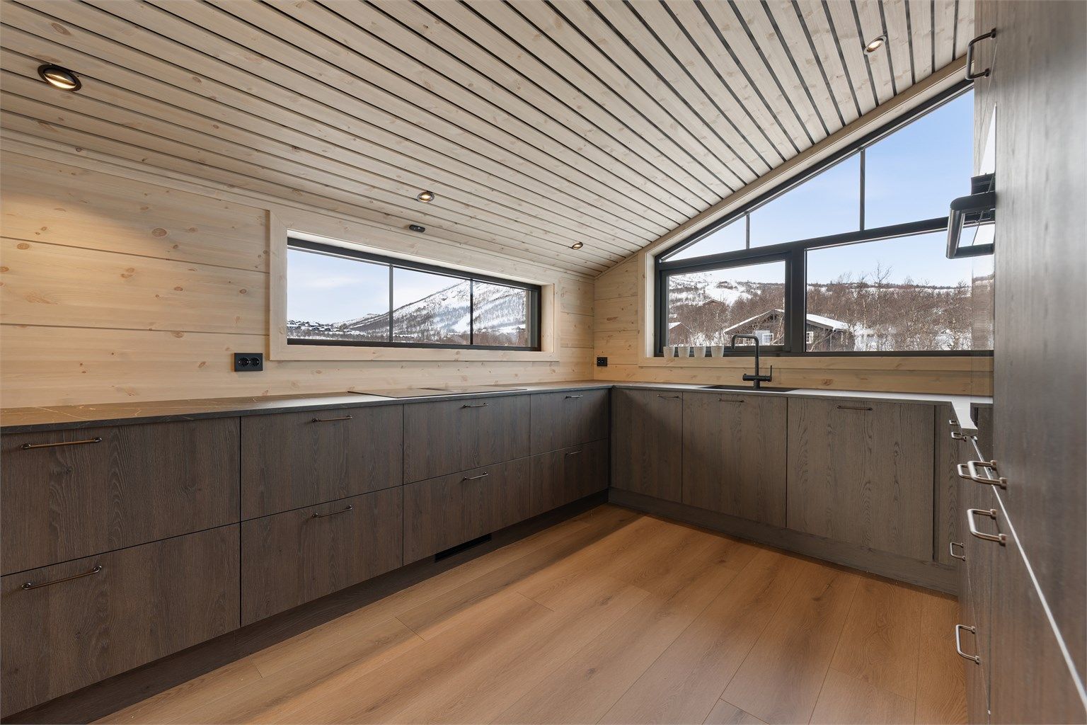 - Velkommen til Dyregrenda Sør 48 - 