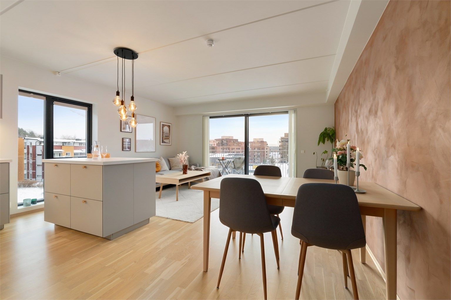 Velkommen til Lunden 43 - Presentert av Krogsveen ved Hallvard Taasen 