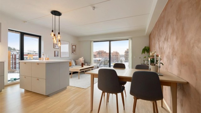 Velkommen til Lunden 43 - Presentert av Krogsveen ved Hallvard Taasen