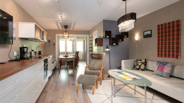 Krogsveen Sunnmøre v/Eiendomsmegler/Partner Harald Osdal har gleden av å presentere en flott fritidsleilighet med sentral beliggenhet på Bjorli.
Foto: Jarle Osen