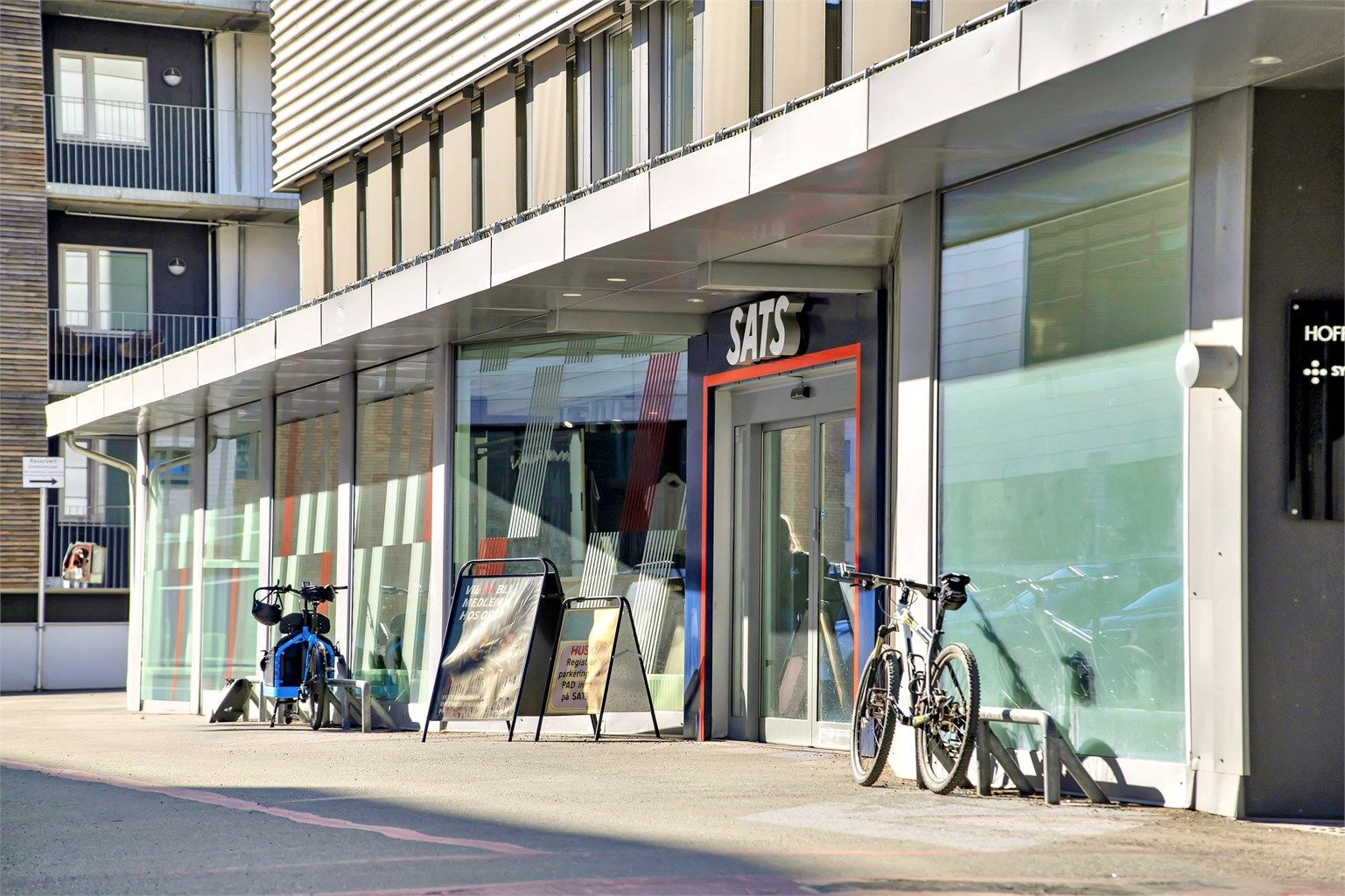 Med SATS Hoff kun en kort spasertur unna, er det enkelt å holde seg aktiv i hverdagen.