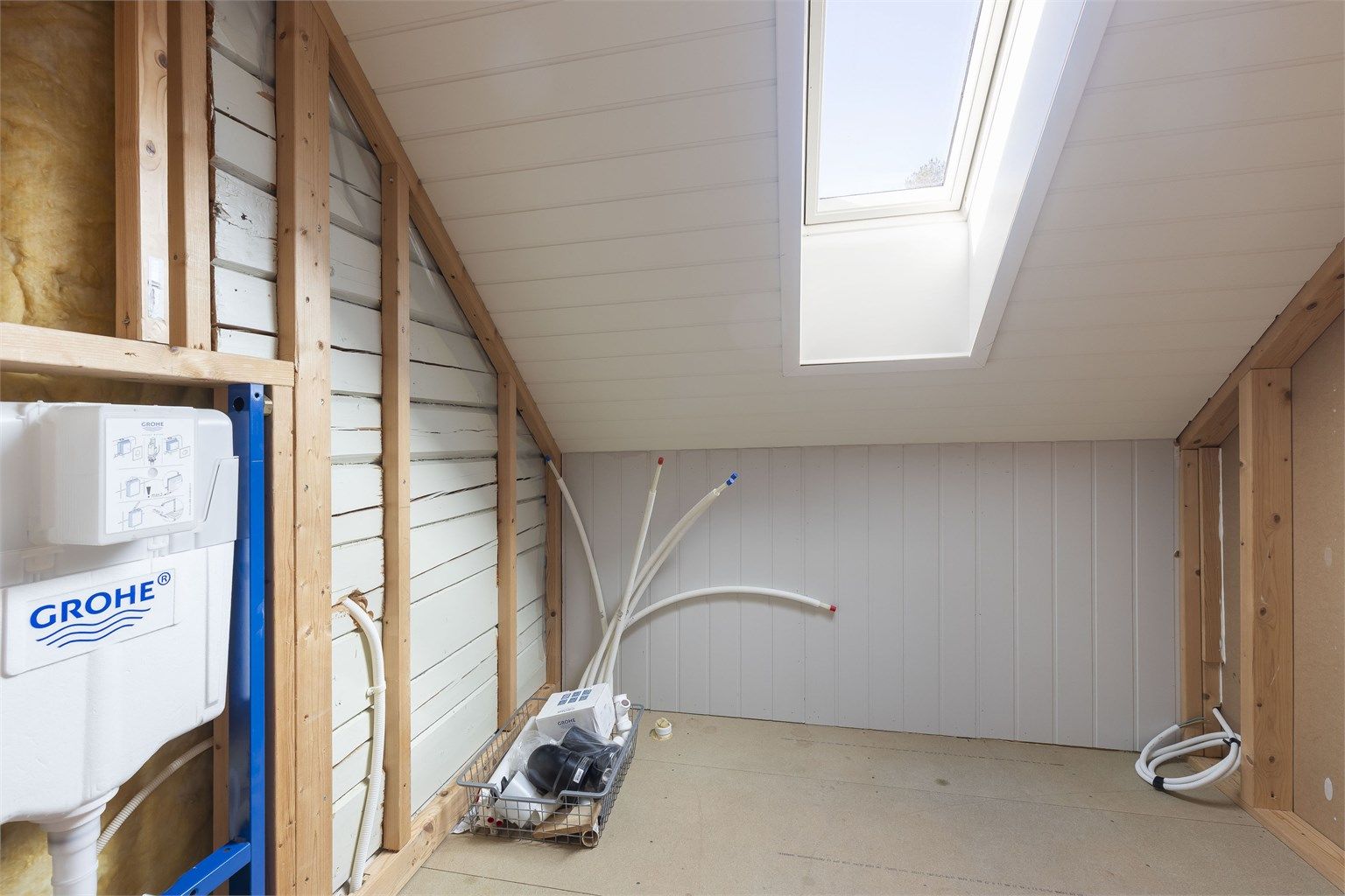 Påbegynt baderom i 2. etasje.