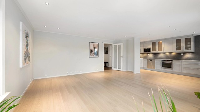 Fra stue mot kjøkken