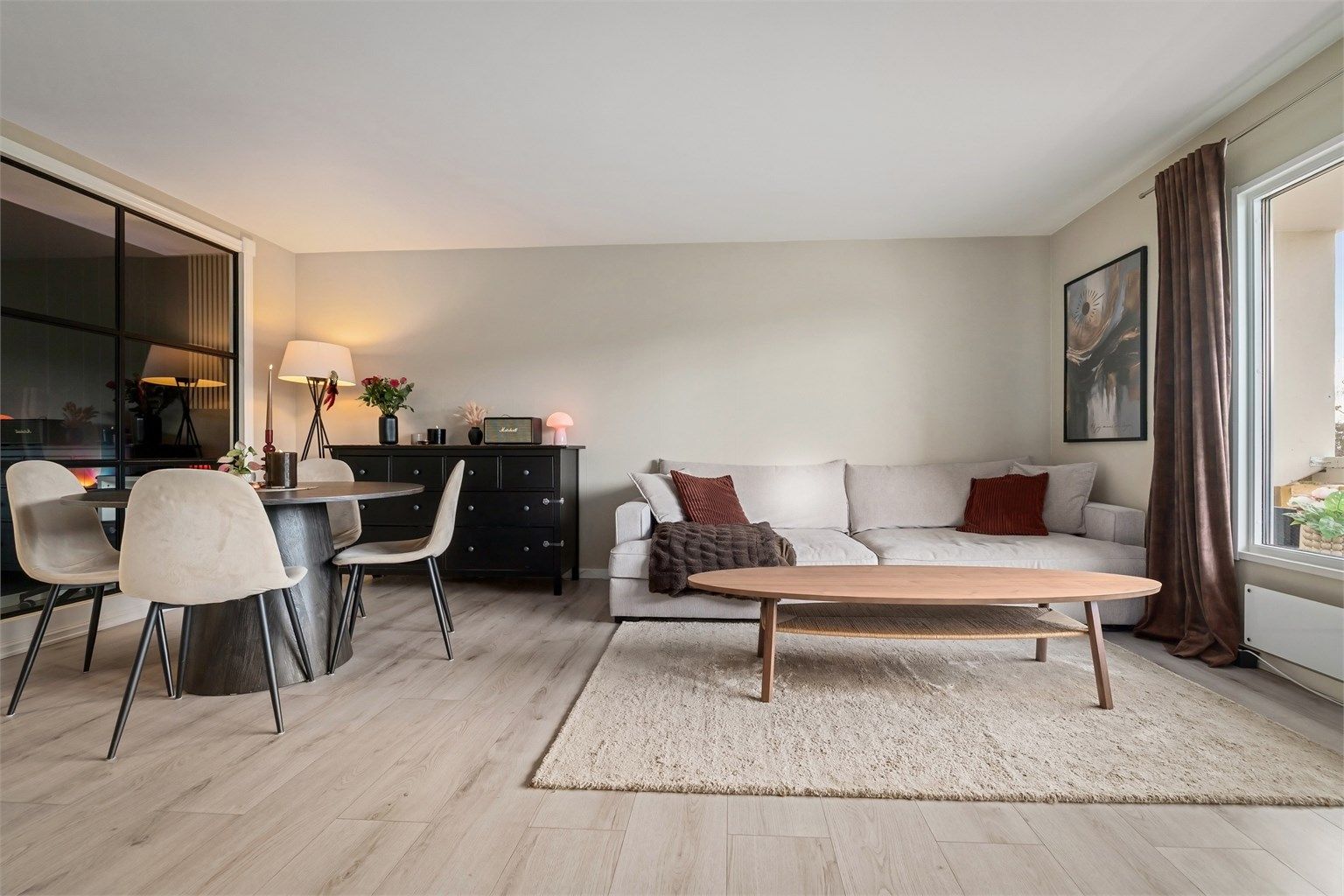 Moderne 2-roms selveierleilighet med fin beliggenhet i byggets øverste etasje