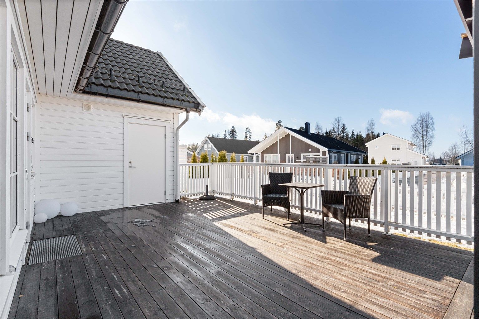 Terrassen er en flott forlengelse av boligens sosiale arealer.