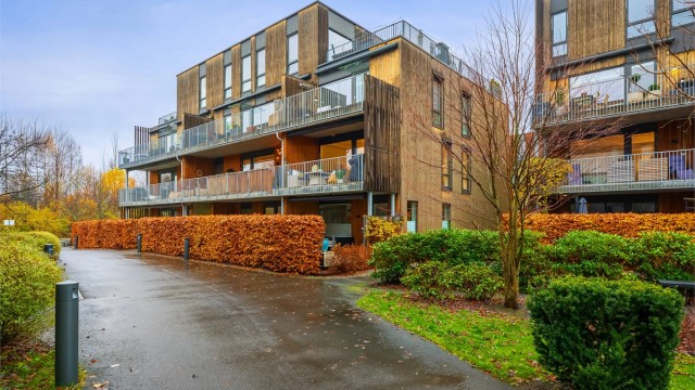 Velkommen til Lomviveien 22 på Fornebu / Storøya. Foto:Zovenfra AS