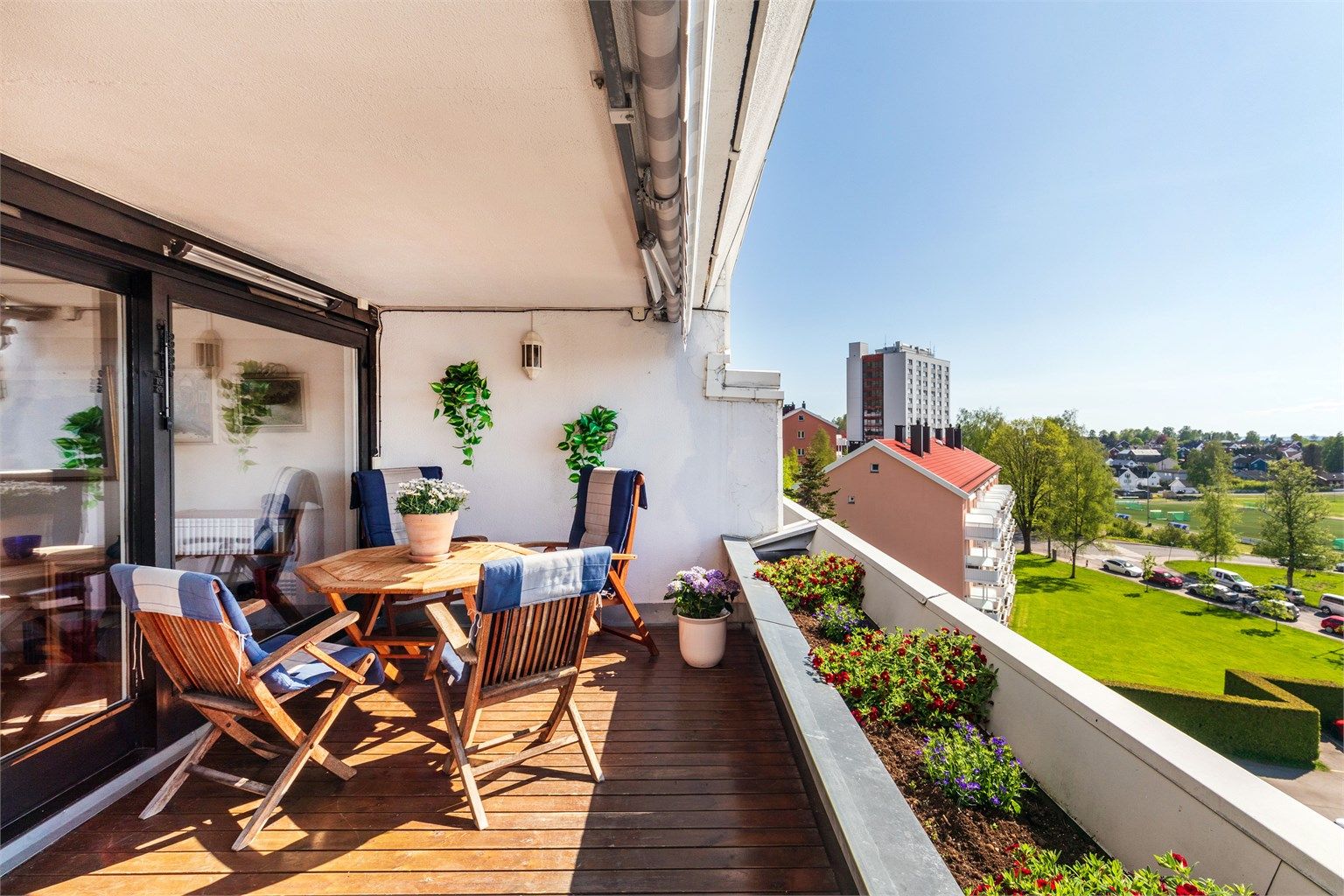 Velkommen til Fallanveien 30B, en super leilighet med nydelig intern beliggenhet