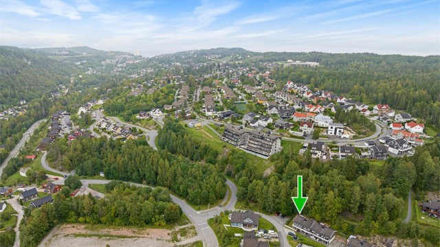 Trygg gangavstand til Torvbråten barneskole og barnehage.