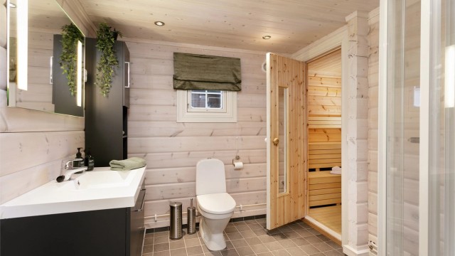 Bad nr. 1 har dør til badstu