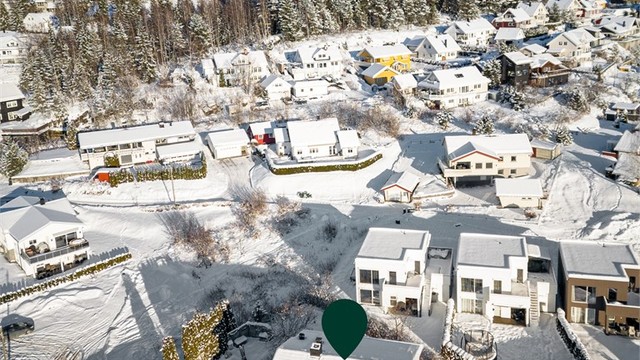 Kort vei til flott turterreng med turstier, lysløyper og fiskevann
