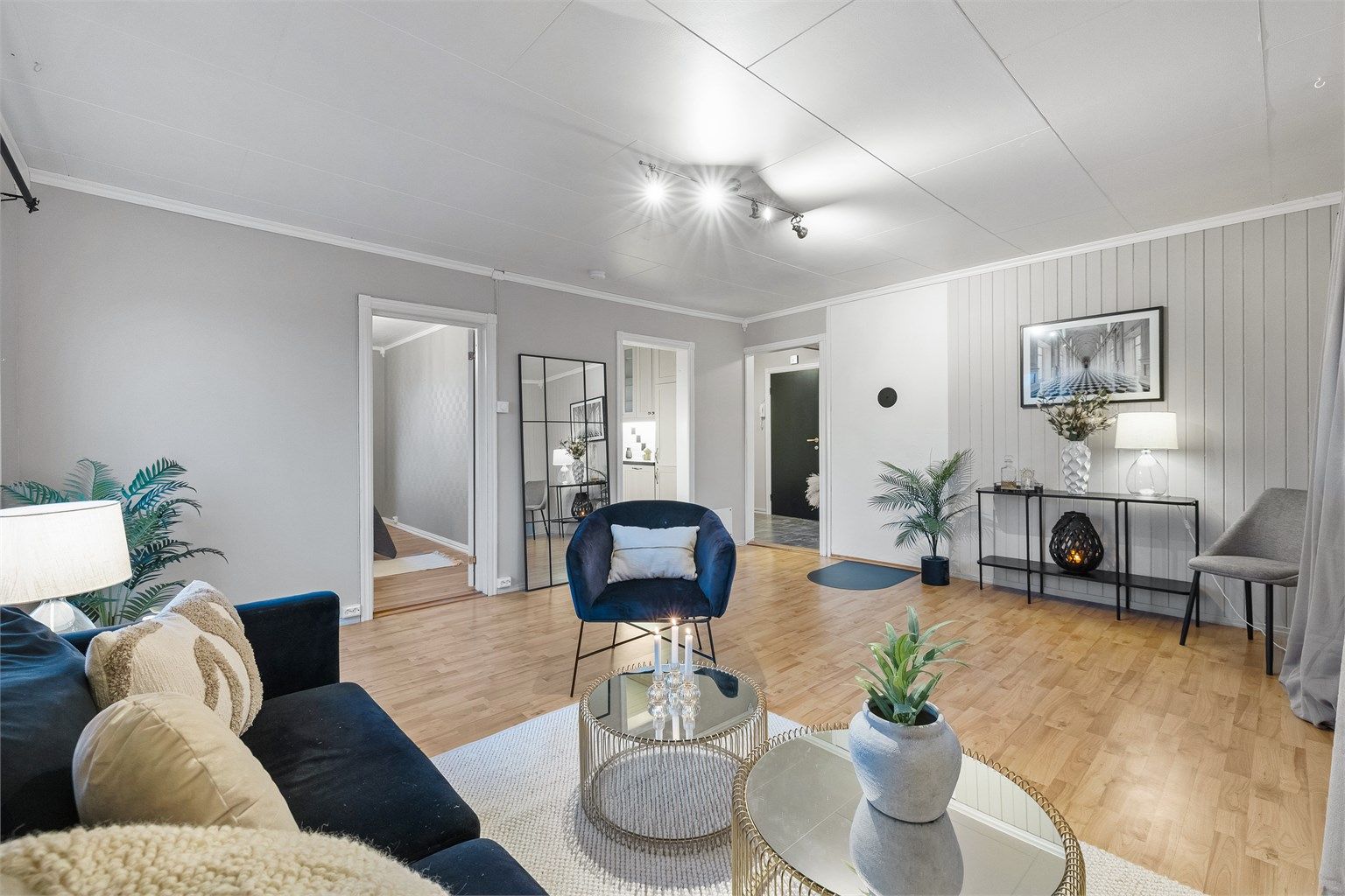 Det er klart for å sette inn en peis i stuen