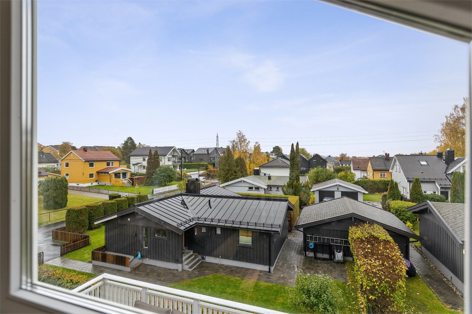 Utsikt over rolige og barnevennlige omgivelser.