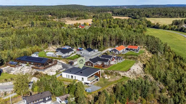 Syverødåsen 6 presenteres av Krogsveen.
Fotograf; Børge Oppegård.