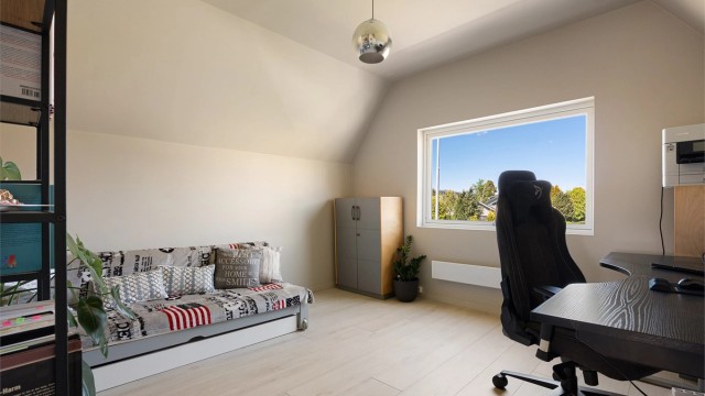 Blant soverommene i andre etasje er dette med hele 14 kvm. gulvflate størst.
