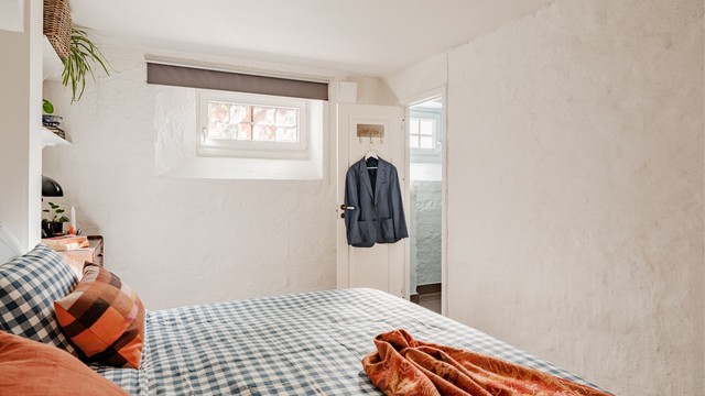 Hovedsoverommet har direkte adkomst til et privat baderom.