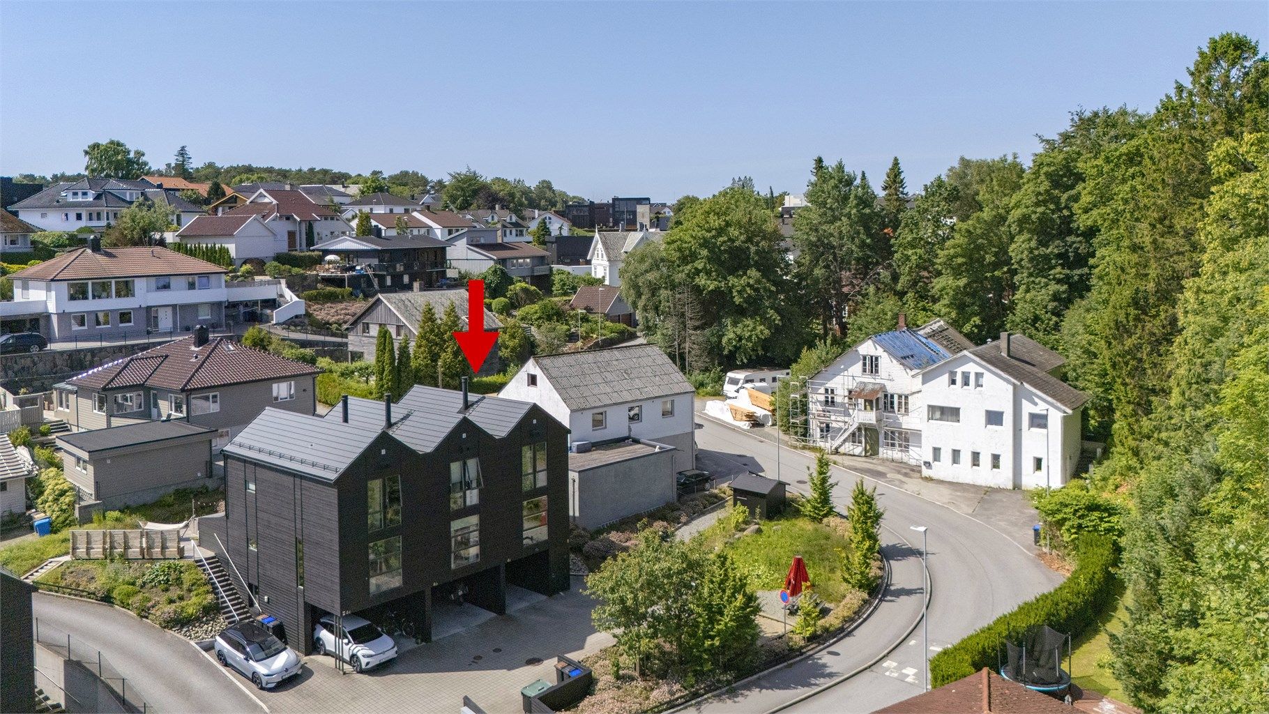 Lunden 4E ligger til høyre i rekken.