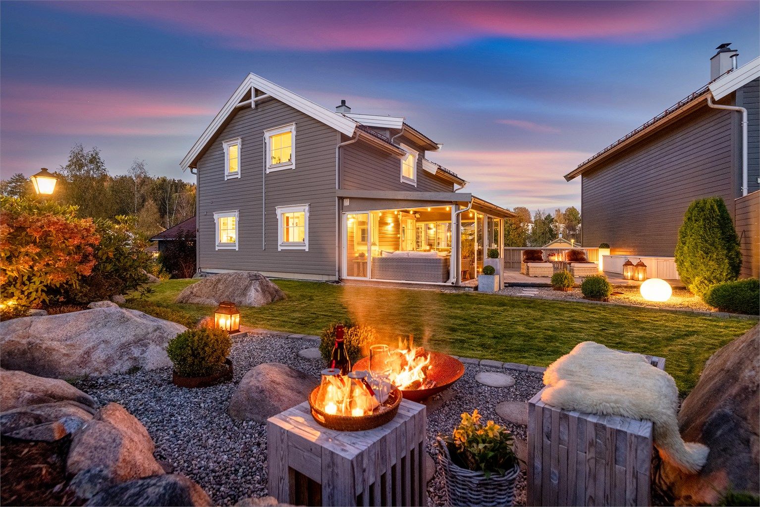 Sebastian Håbesland v/Krogsveen presenterer Tyttebærtua 12 - familiebolig med pent opparbeidet uteplass