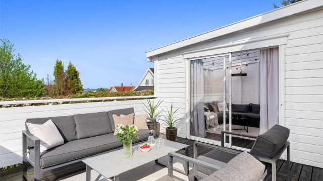 Velkommen til Statfjordringen 3A - en flott oppusset leilighet i første etasje med store solrike uteareal.