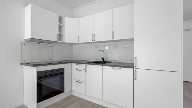 Leiligheten har balansert ventilasjon som sikrer et sunt og godt inneklima.