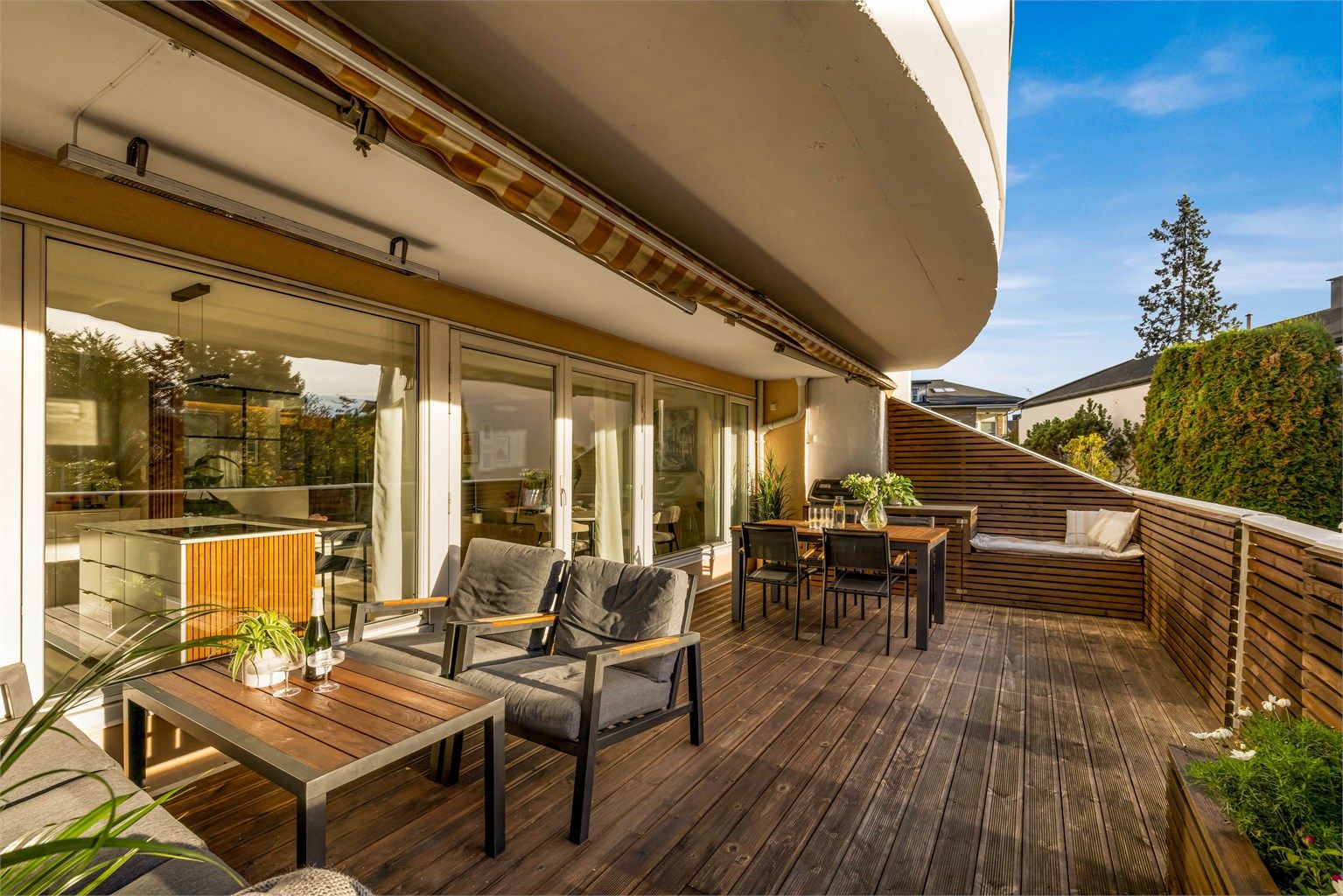 Lys og delikat 3-roms selveierleilighet på Smestad med stor, vestvendt terrasse. Foto: Bjørnar Solberg. 