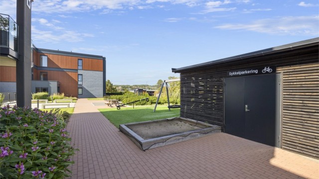 Sameiet har felles sykkelbod for beboerne.