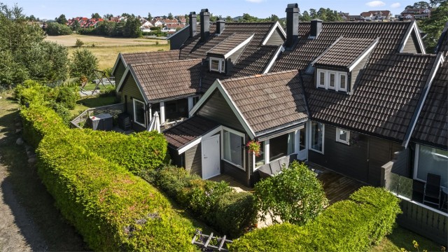 Krogsveen v/Vindum ønsker velkommen til Dåpaløkka 77B!