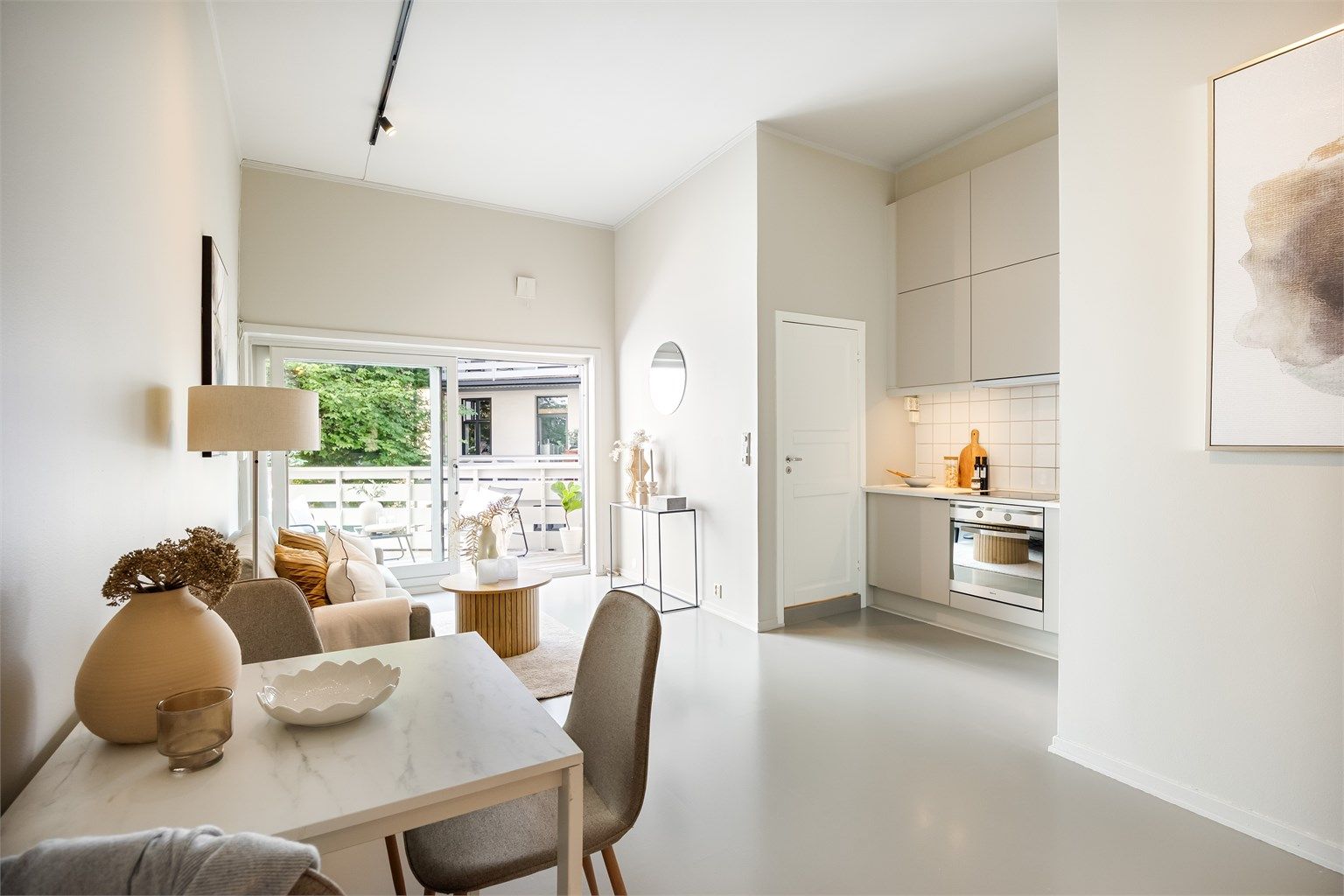 Velkommen til Parkveien 1 A presentert v/ Therese Ekeli Berg i Krogsveen.