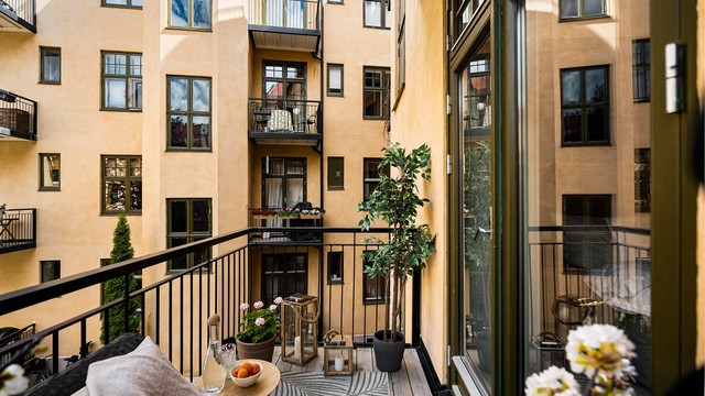 Her er det plass til en mindre sittegruppe for morgenkaffe eller avslapning.