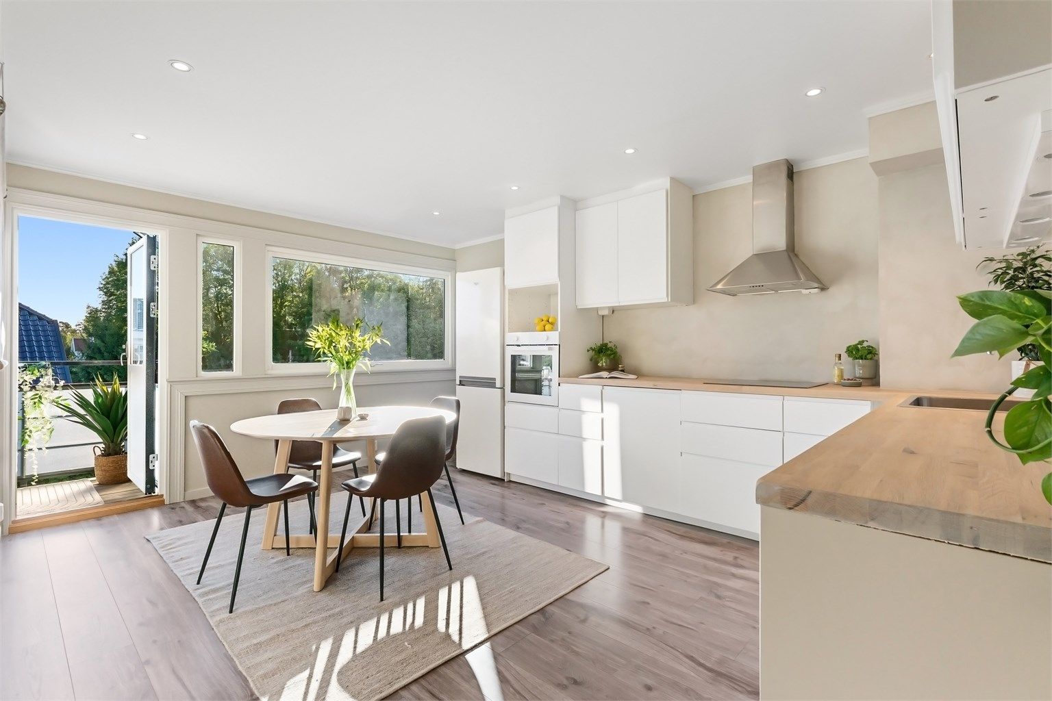 Rålekker 2-roms selveierleilighet med nyoppusset og god standard