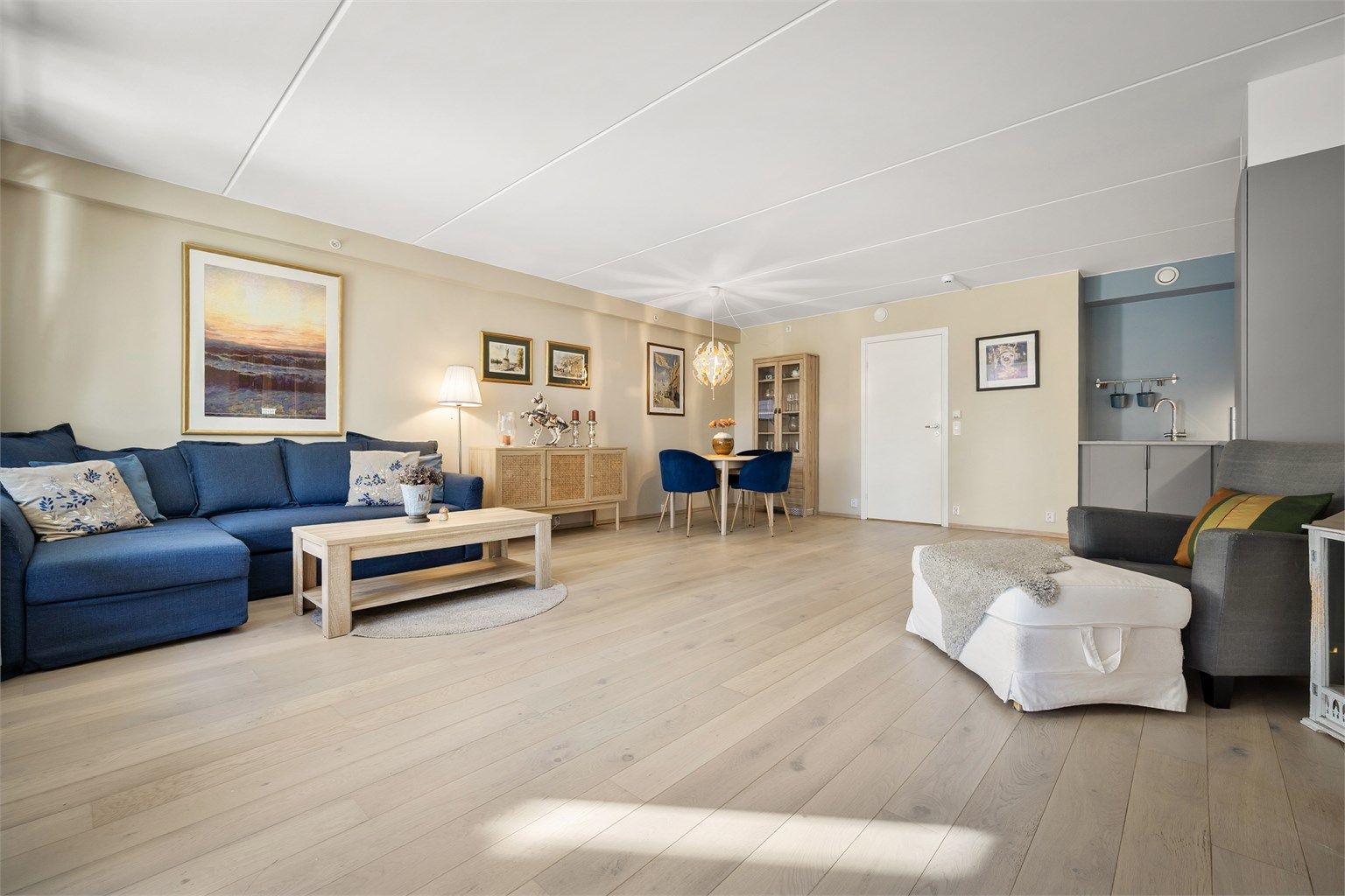 Balansert ventilasjonsanlegg i leiligheten.