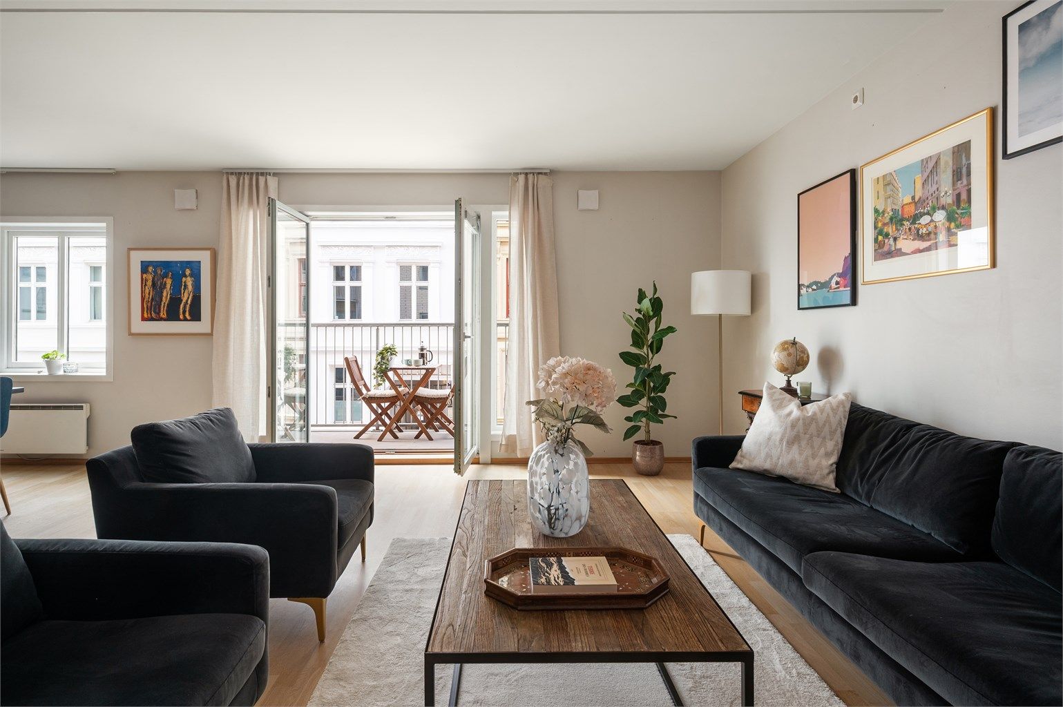 Lys og tiltalende 3-roms andelsleilighet med heisadkomst og overbygget balkong. Foto: Peter Futo v/Kreativ Mango AS