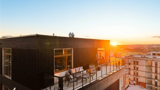 Penthouseleiligheten i Veteranveien 1 presenteres av Kenneth Graarud Olsen i Krogsveen.