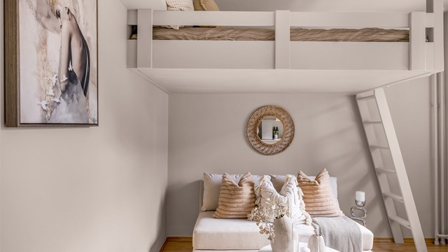 God plass til både sofa og seng