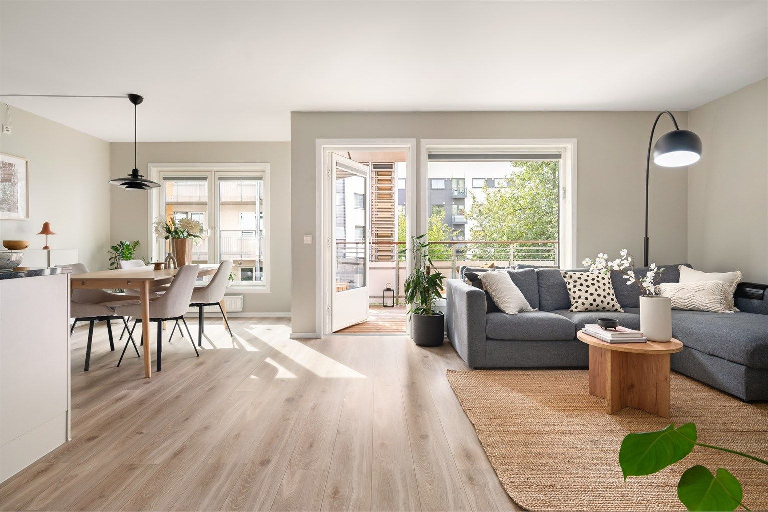 Sindre Edvardsen Nyhus v/ Krogsveen har gleden av å presentere Kanonhallveien 22E!