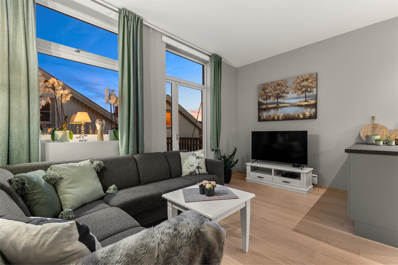 Krogsveen v/ Markus Alm Thoen ønsker velkommen til Storgaten 71B