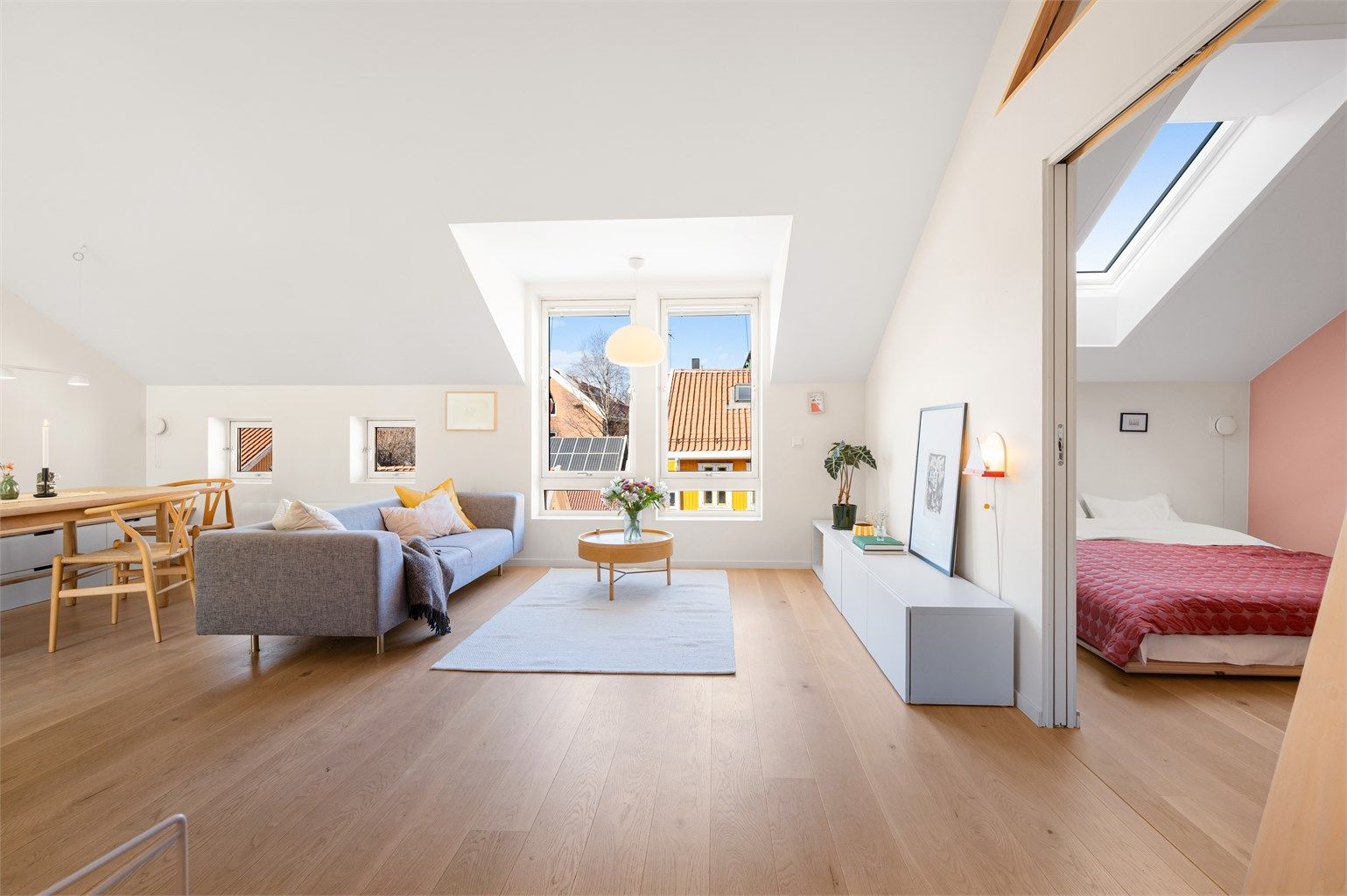 Krogsveen v/ Nhut Nam Huynh har gleden av å presentere Strømsveien 35J!