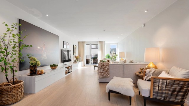 Velkomment til Øwregata 8, en nyere moderne eierleilighet presentert av Eiendomsmegler/Partner Marit Stuen Aursnes