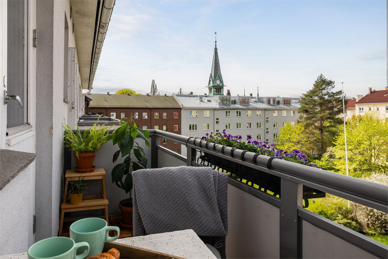 Velkommen til Grimstadgata 24B - presentert av Marcus Blohm!