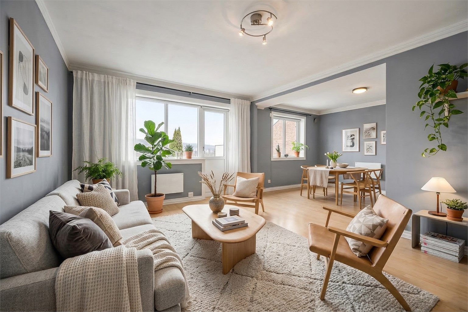 Krogsveen v/Christopher Sand ønsker velkommen til Nordahl Bruns Gate 10 B!
Foto: Stine Jørgensen Prøitz - Digitalt stylet