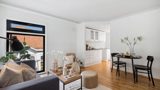 Velkommen til Kongens gate 7! Bildene i annonsen er tatt i forbindelse med kjøp av nåværende eier i 2023.