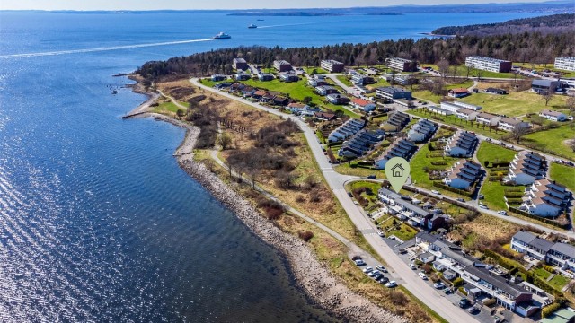 Strandpromenaden 47C presenteres av Krogsveen.
Fotograf; Børge Oppegård.