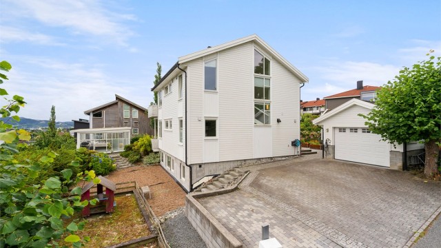 Lene Hviding v/Krogsveen har gleden av å presentere Dykjelveien 26A.
