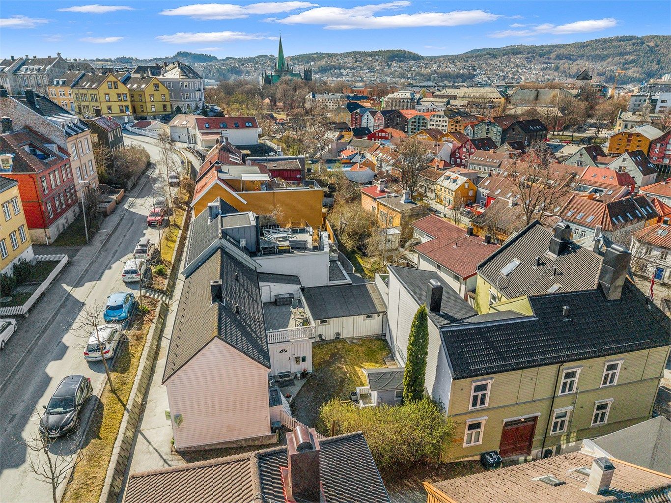  Festningsparken ligger som nærmeste nabo til Møllenberg og kan by på byens beste rekreasjon og uteaktiviteter.