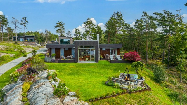 Bjørkøya 161 - usjenert med utsikt