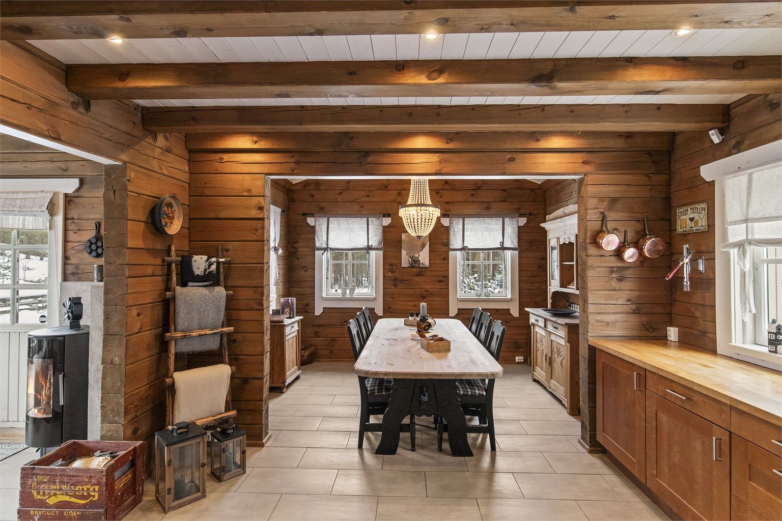 Meget innbydende innredet i moderne og lune fargevalg