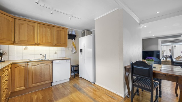 Pipa skjermer litt mot TV-stue.