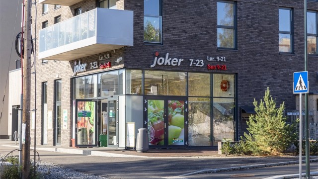 Det er også en Joker rett ved boligen som er søndagsåpen