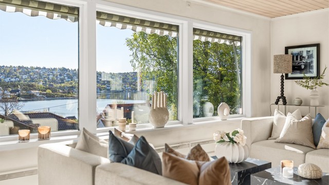 Flott utsikt fra stuen/spisestuen